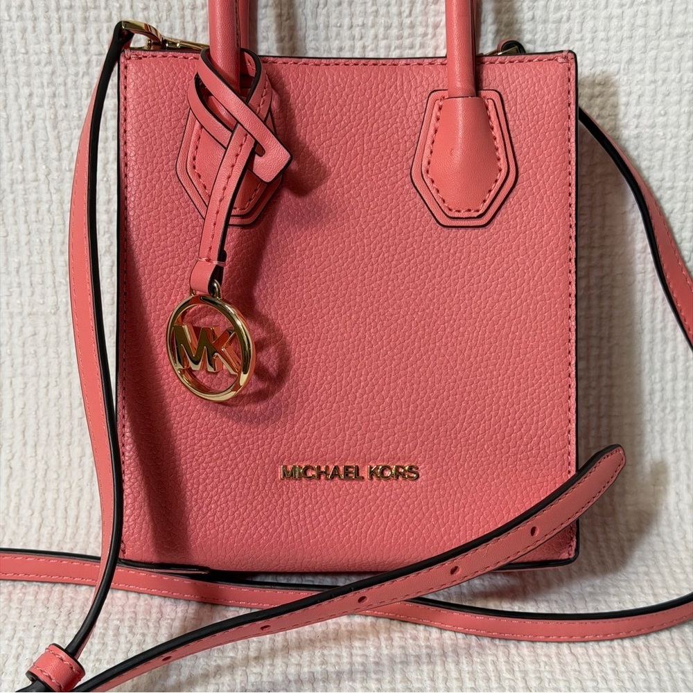 Michael Kors Mercer XS Extra Small Phone Crossbody Bag Leather Sherbert Pink - Picture 1 of 7